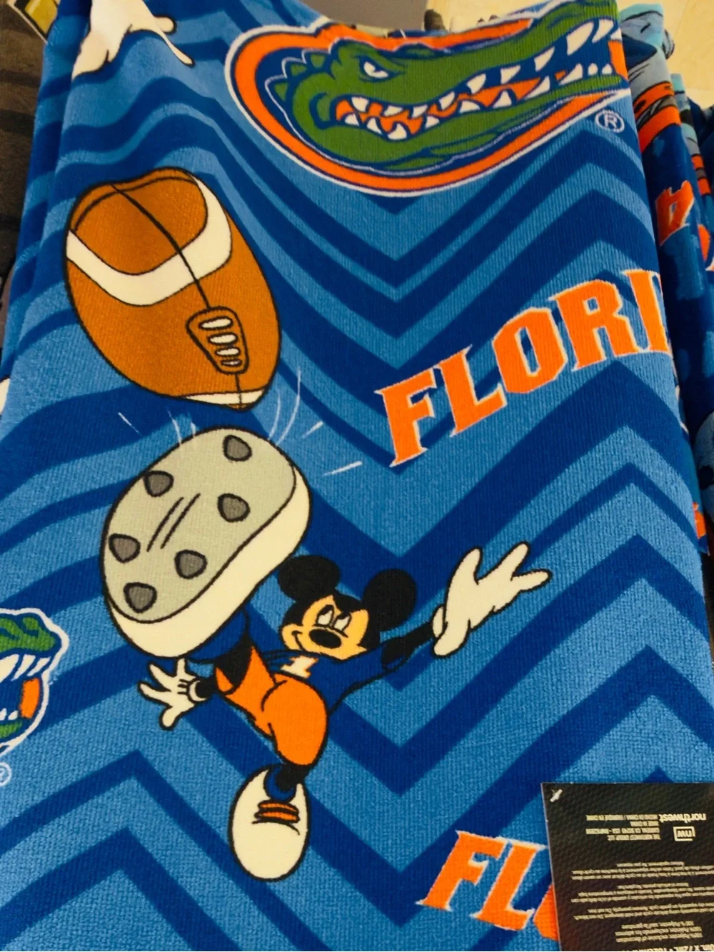 NEW Disney Blue Florida Gators Football Mickey Mouse Beach Towel